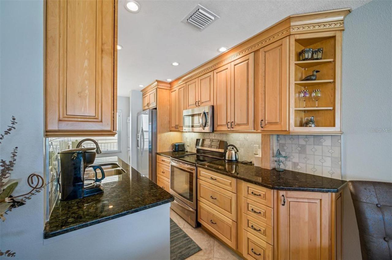 Oceanfront View Of Madeira Beach, Steps To The Beach - Madeira Norte Condo St. Pete Beach Eksteriør bilde
